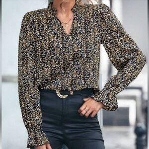 SHEIN All Over Print Ditsy Blouse